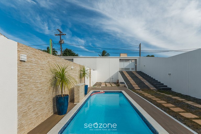 Casa con Piscina y 6 Habs en Camaraçi PJE0001