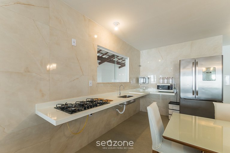 Casa c/ Piscina e 6 Quartos em Camaraçi PJE0001