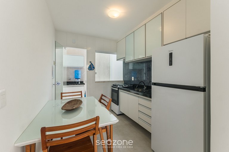 Casa c/ Piscina e 6 Quartos em Camaraçi PJE0001