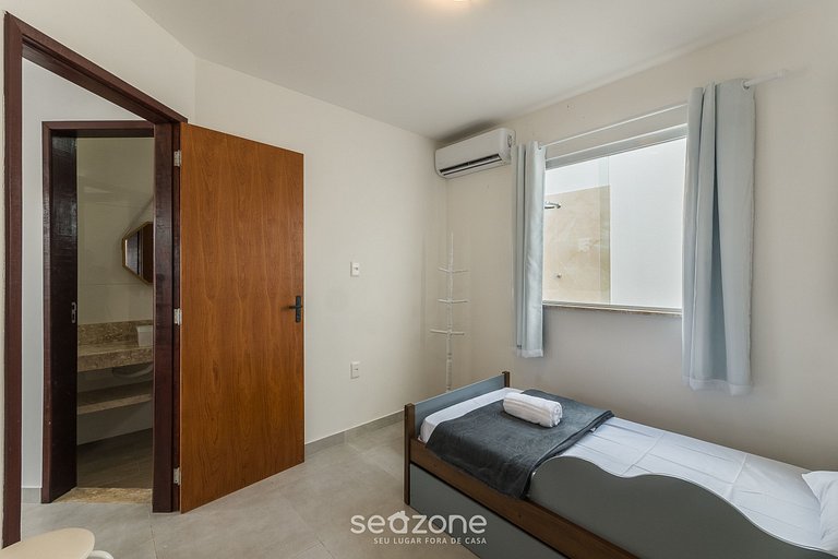 Casa c/ Piscina e 6 Quartos em Camaraçi PJE0001