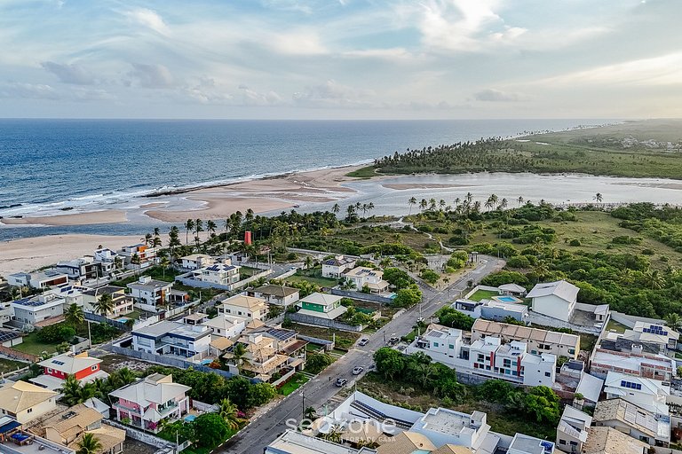 Casa c/ Piscina e 6 Quartos em Camaraçi PJE0001