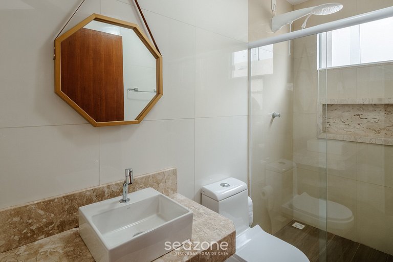 Casa c/ Piscina e 6 Quartos em Camaraçi PJE0001