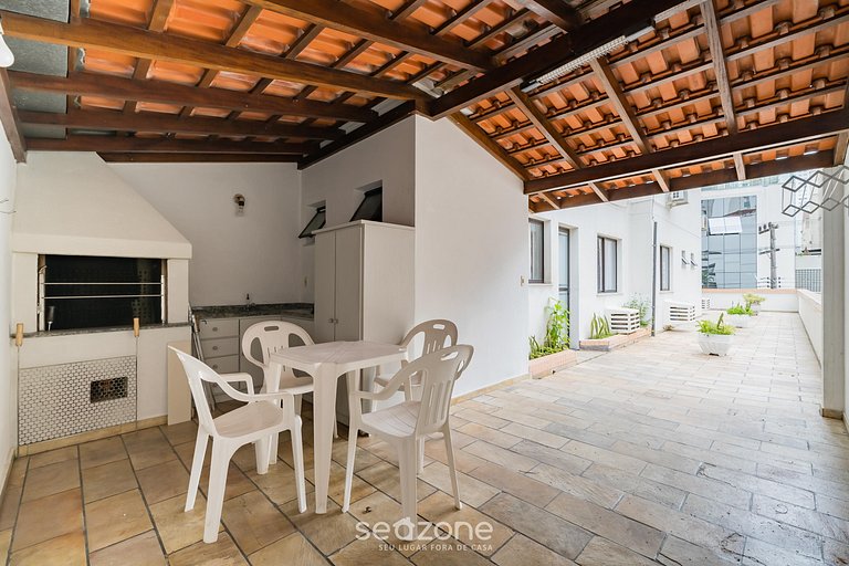 Apto cerca de la Playa Central en SC IAP213