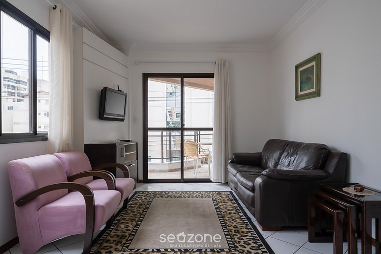 Apto prox a Praia Central em Balneário SC IAP213