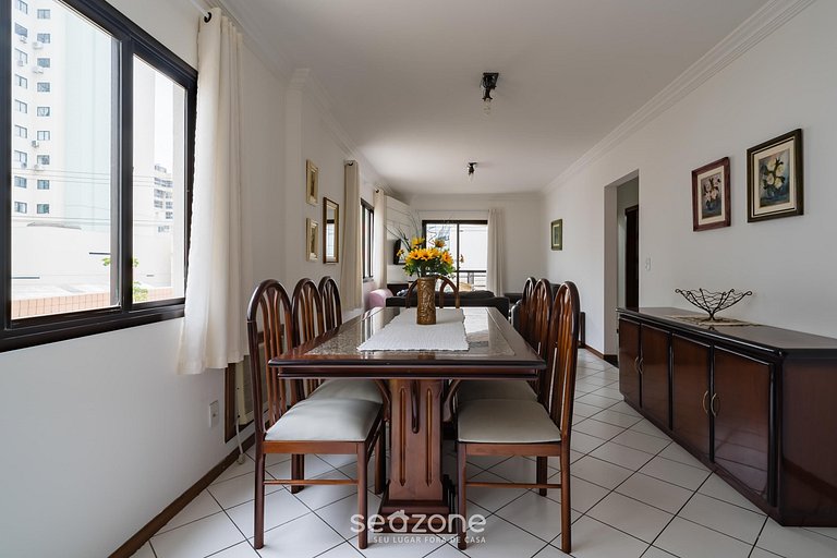 Apto cerca de la Playa Central en SC IAP213