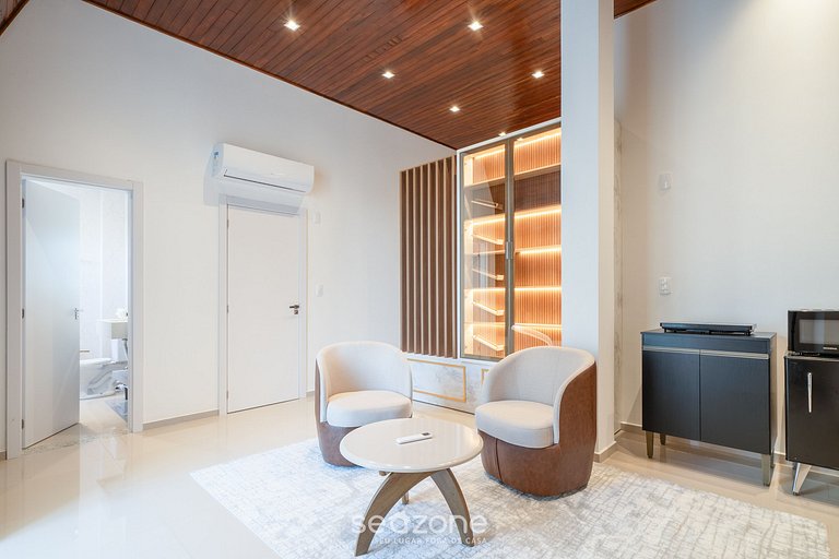 Estudio full a 650m de Meia Praia – RGOR0025