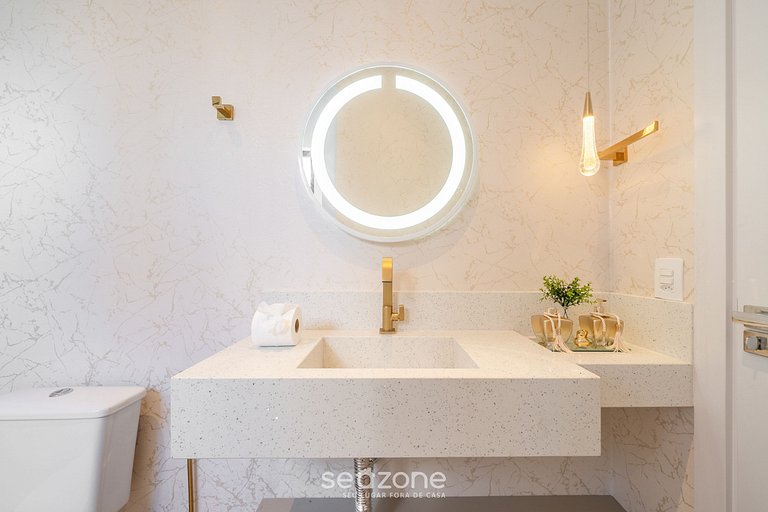 Estudio full a 650m de Meia Praia – RGOR0025