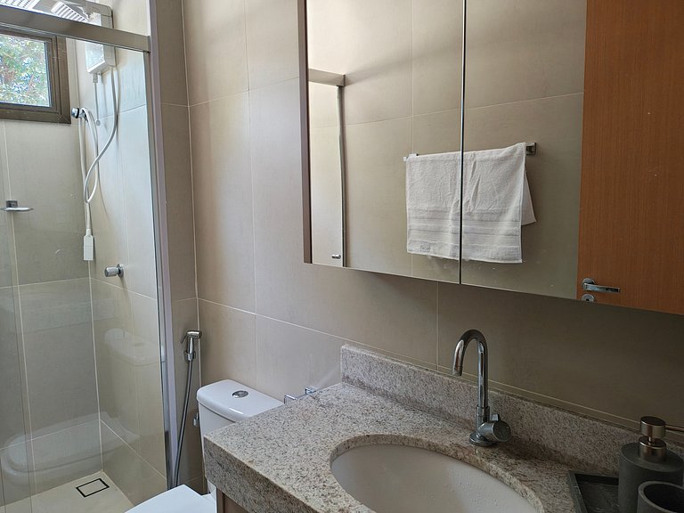 Casa em Cond. c/ Piscina a 850m da Praia CTE0007