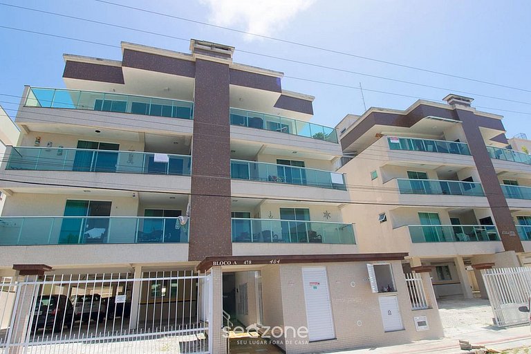 Apto agradável no centro de Bombinhas CAA103