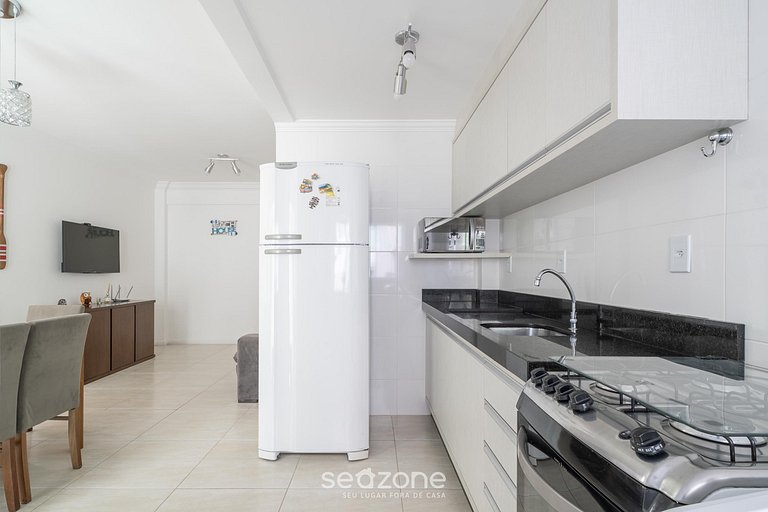 Apto agradável no centro de Bombinhas CAA103