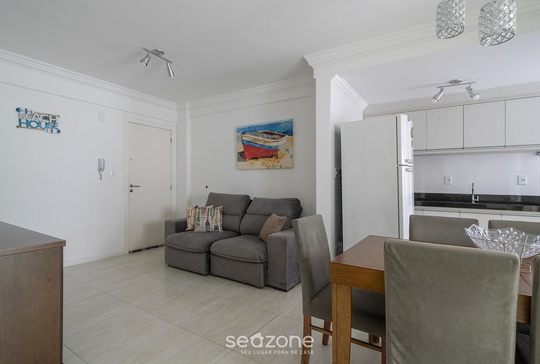 Apto agradável no centro de Bombinhas CAA103