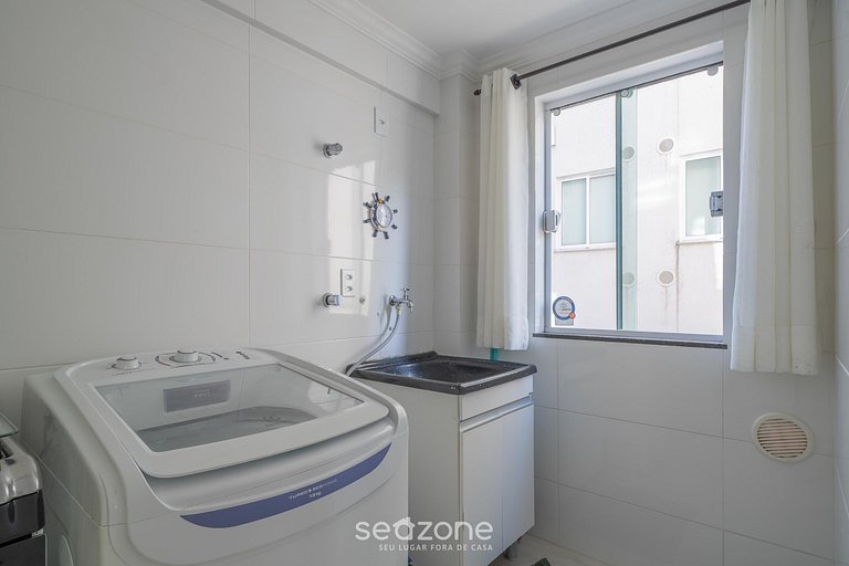 Apto agradável no centro de Bombinhas CAA103