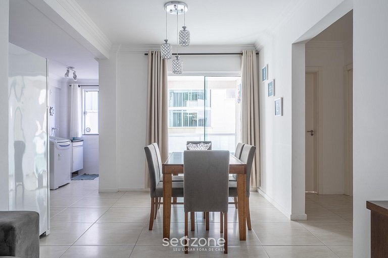 Agradable piso en el centro de Bombinhas CAA103