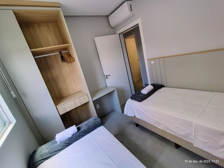 Apto con Barbacoa a 400 m de la Playa RSH0102