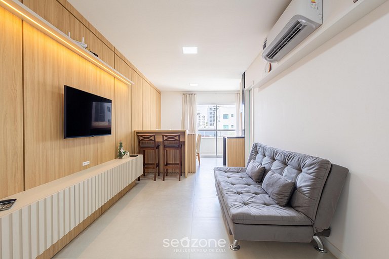 Apto c/ Varanda e Churrasq. a 350m do Mar EIM0301