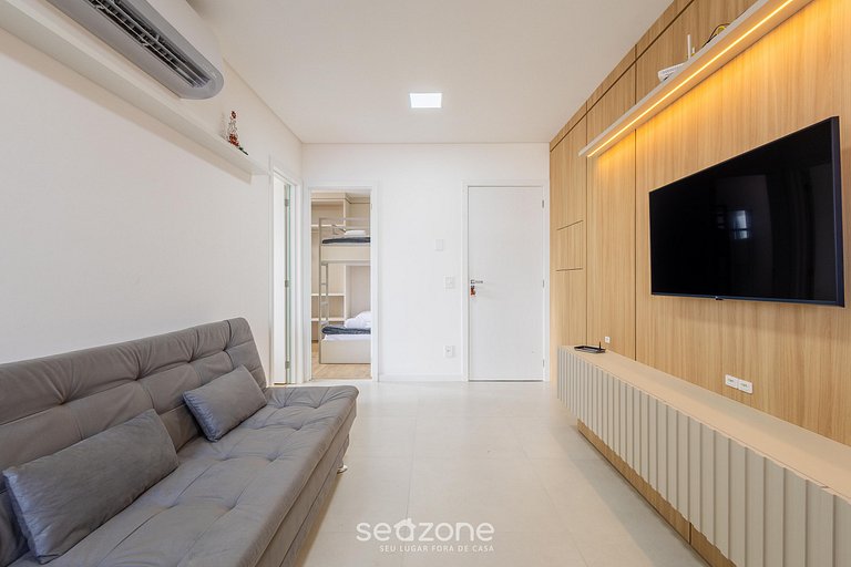 Apto c/ Varanda e Churrasq. a 350m do Mar EIM0301