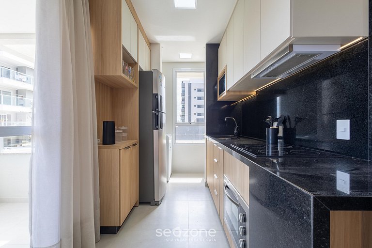 Apto c/ Varanda e Churrasq. a 350m do Mar EIM0301