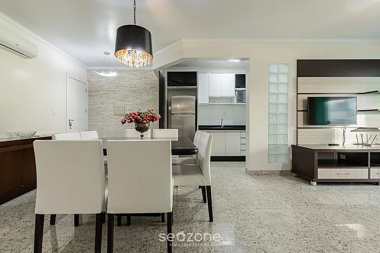 Apto c/varanda a 4min da praia de Bombas COL102