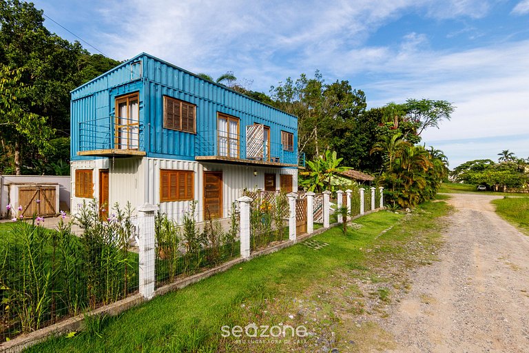 Charmosa casa p/ famílias em Mariscal RJU8301