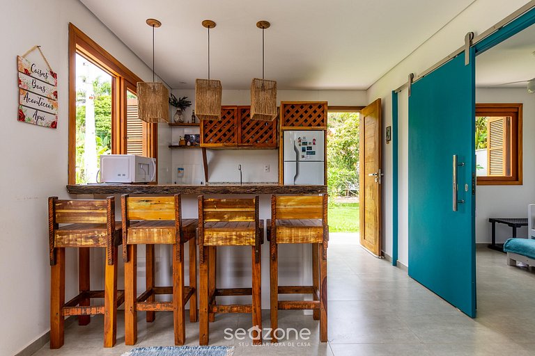 Charmosa casa p/ famílias em Mariscal RJU8301