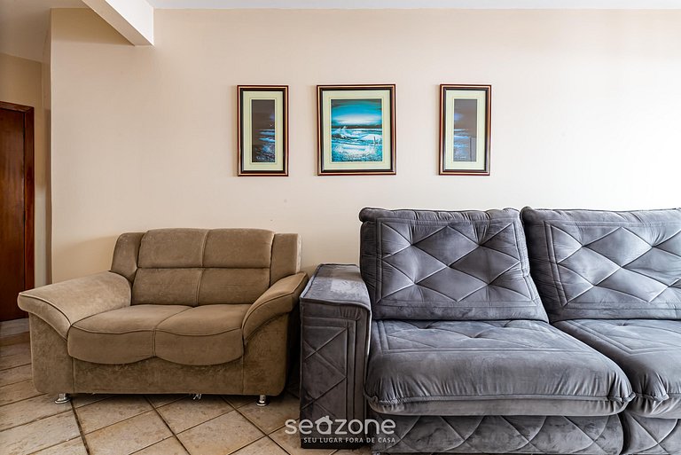 Pie apto en la arena con vista al mar en Meia Praia EVB308