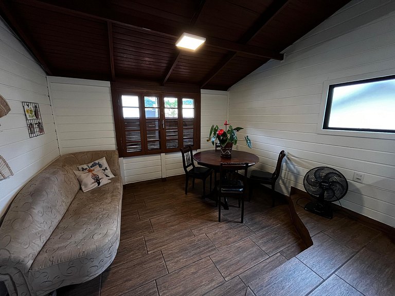 Apto charmoso a poucos minutos da UFSC ITB0057