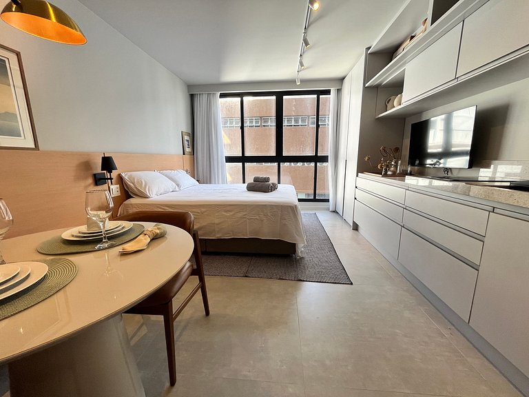 Estudio en condominio con piscina LIV0705