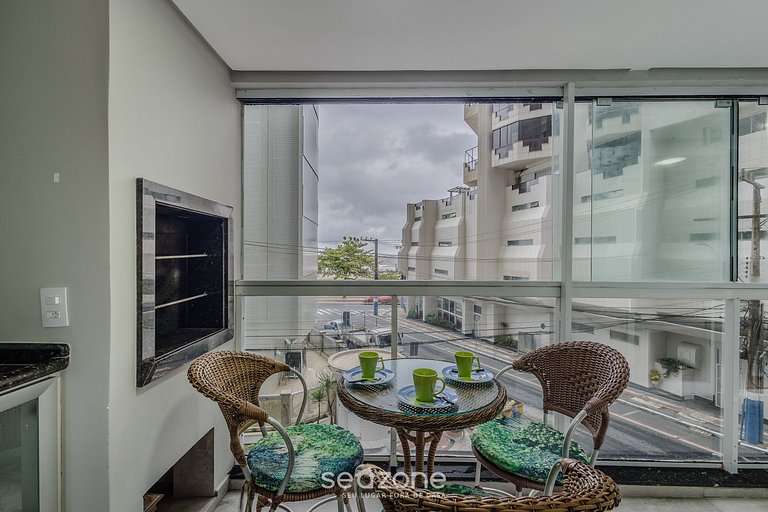 Apto c/ varanda gourmet e vista mar ERM0101