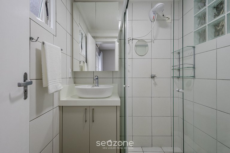 Apto c/ varanda gourmet e vista mar ERM0101