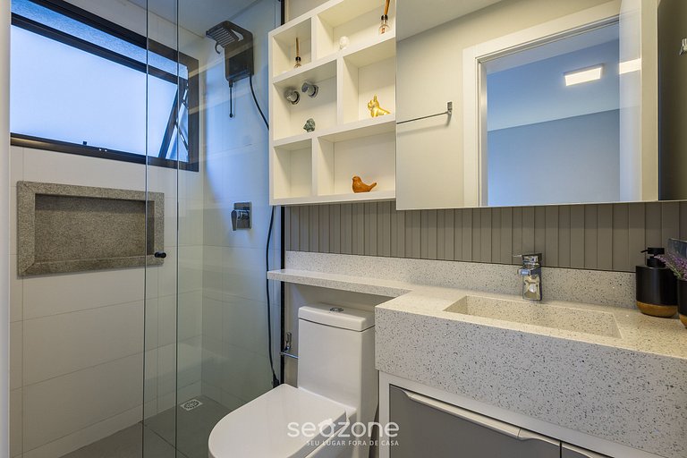 Apto con parrilla a 80m de la playa RET0801