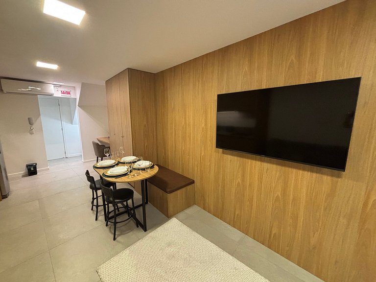 Estudio Completo en el Centro de Floripa CMA0102