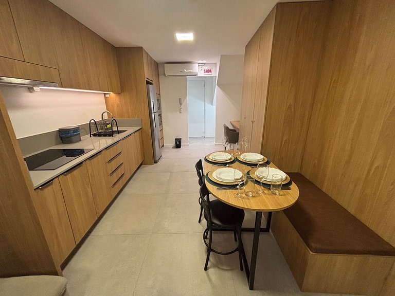 Estudio Completo en el Centro de Floripa CMA0102