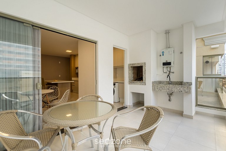 Apto c/ balcón y parrilla a 550 m del mar LLE0104