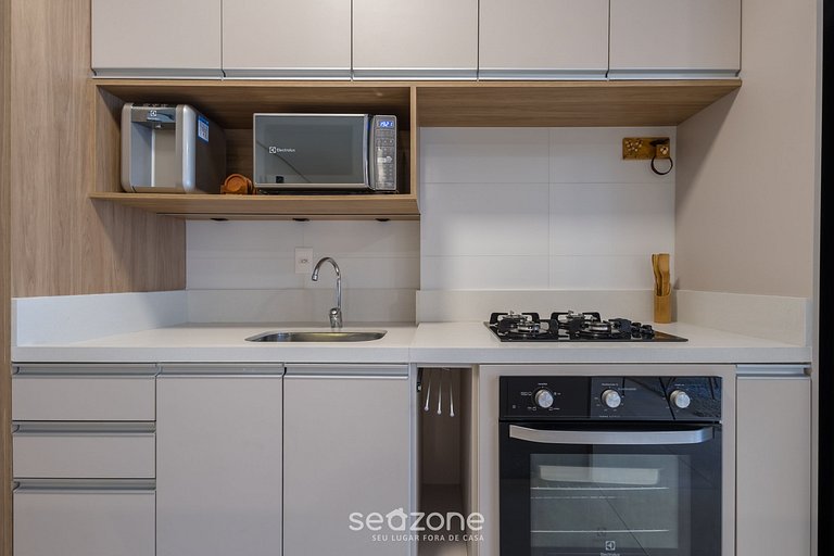 Apto c/ balcón y parrilla a 550 m del mar LLE0104