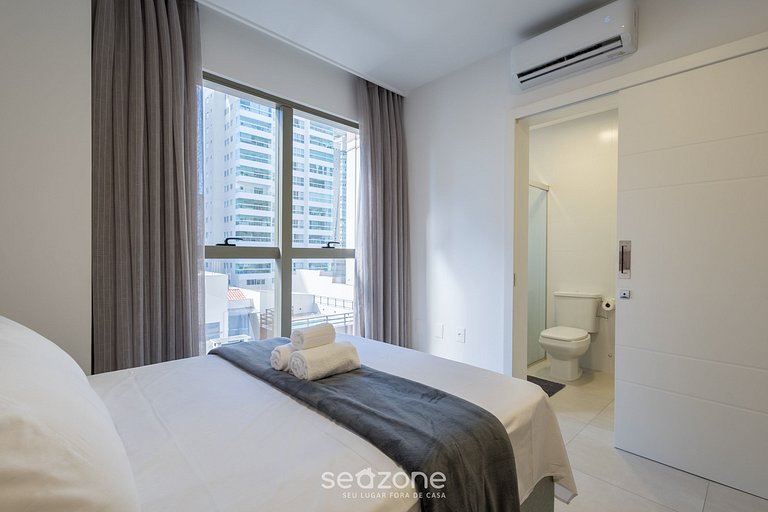 Apto c/ varanda e churrasq. a 550m do Mar LLE0104