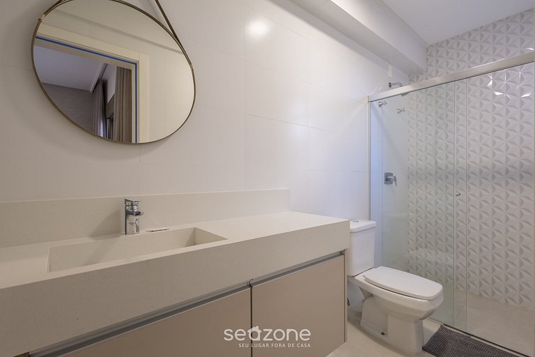 Apto c/ balcón y parrilla a 550 m del mar LLE0104