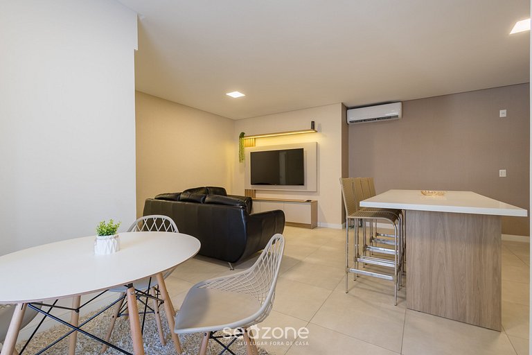 Apto c/ varanda e churrasq. a 550m do Mar LLE0104