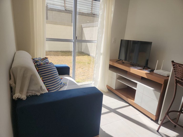 Apto em prédio c/ piscina em João Pessoa - JDS0104