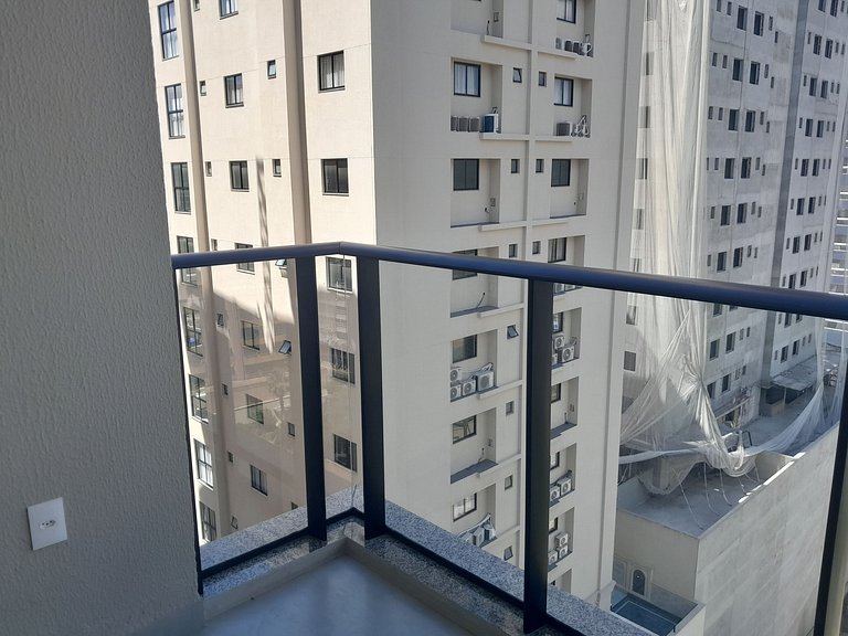 Estúdio em cond c/ piscina, 220 m do Praia FFS0009