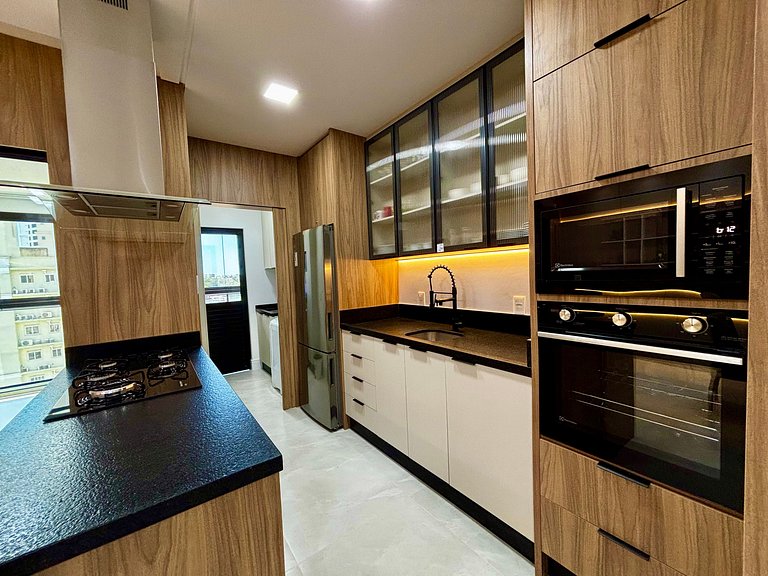 Apto c/ 3 suítes, churrasq. e vista mar DEN1301