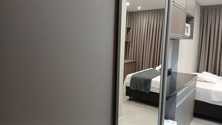 Studio c/ Piscina Vista Mar 280m da praia MHFA1004