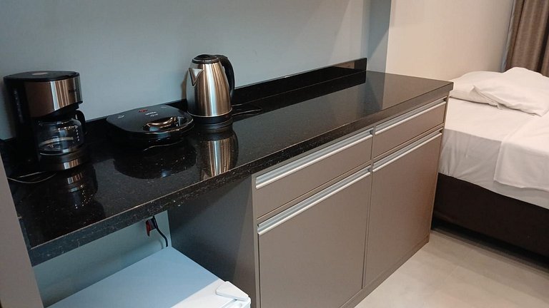 Studio c/ Piscina Vista Mar 280m da praia MHFA1004