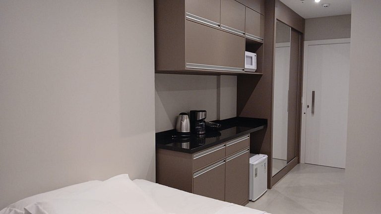 Studio Moderno prox da praia em Itapema MHFB1004