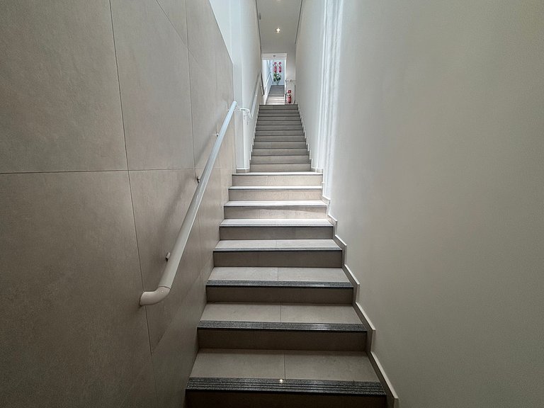 Studio c/ sacada privativa em Floripa CMA0201