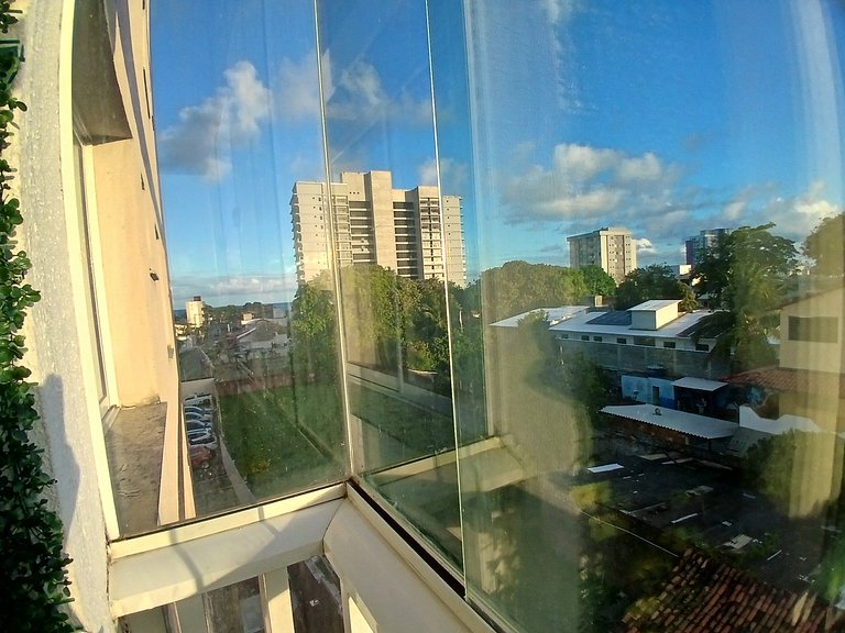 Apto c/ balcón cerca de la playa en Ilhéus RPD0301