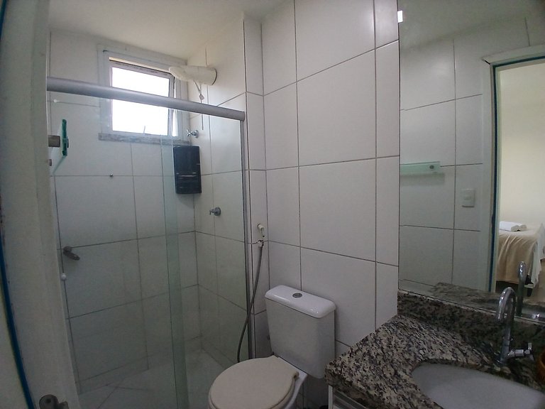 Apto c/ varanda prox. da praia em Ilhéus RPD0301