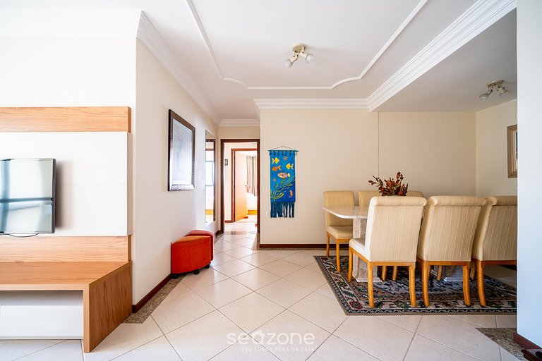 Apto c/varanda e churrasq a 110m do mar ESA901