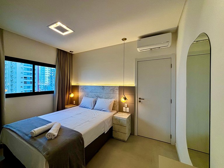 Apto c/ balcón gourmet a 600 m del mar – OZN1004