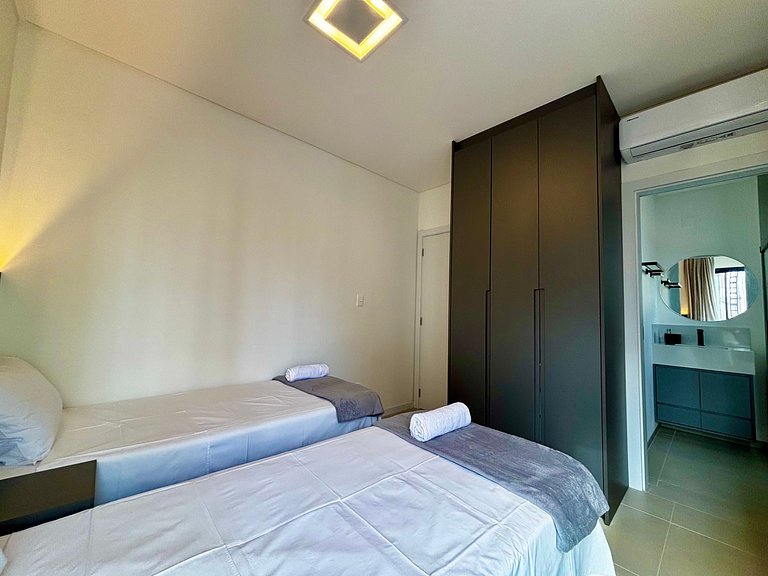 Apto c/ balcón gourmet a 600 m del mar – OZN1004