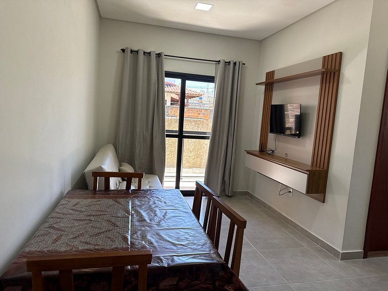 Apto c/ churrasq. privativa nos Ingleses SJS0007